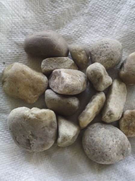 Natural R F Pabble 02