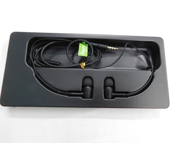 Ubon Volcano Series Mobile Earphones  02