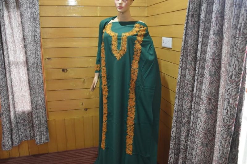 Green Kashmiri Embroidered Unstitched Suit Fabric 01