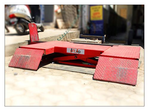 Liftup Low Rise Lift 01