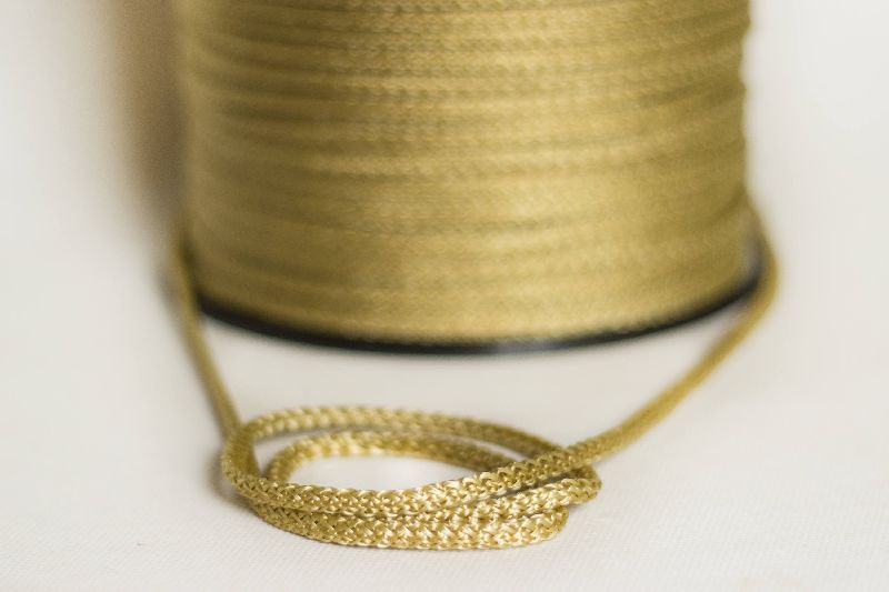 Zari Cord 02