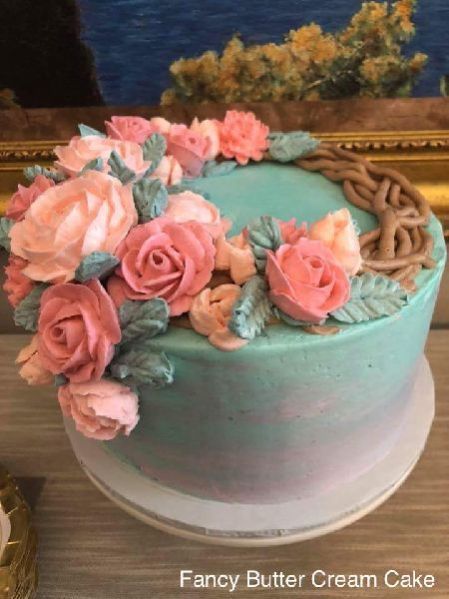 Fancy Buttercream Cakes 01