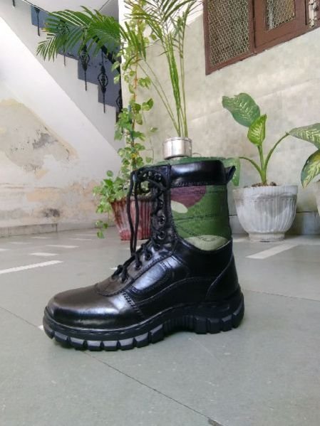 Para Military Boot 01