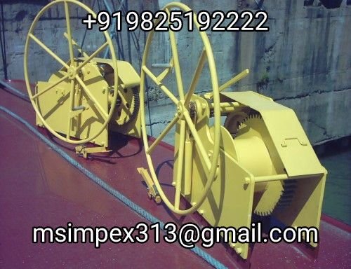 Hand Operated Winch 01