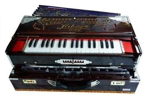Harmonium 04
