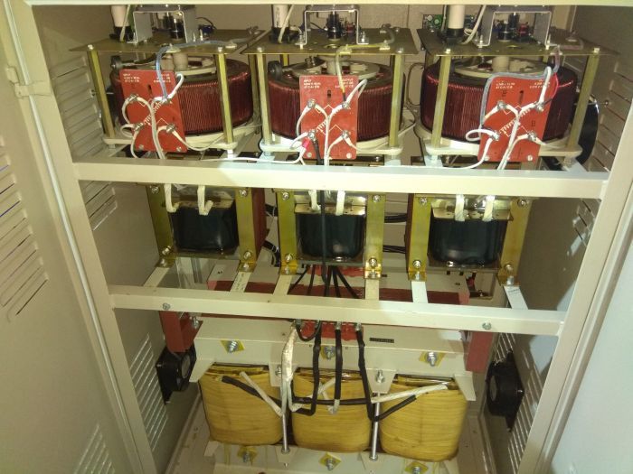 Three Phase Voltage Stabilizer 05