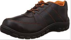 7.3 shoe with metal toe