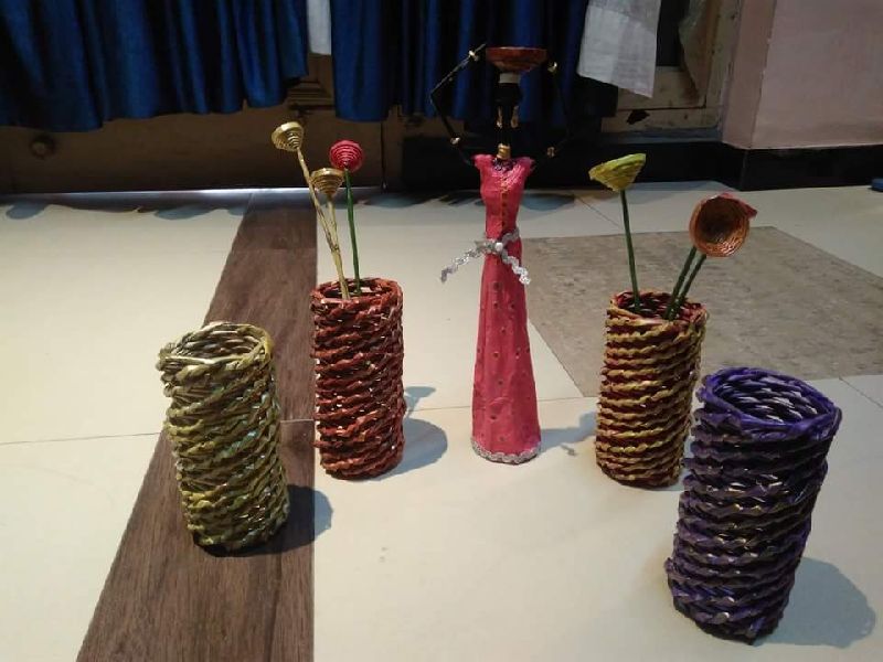 Newspaper Weaving Roll Vase-3