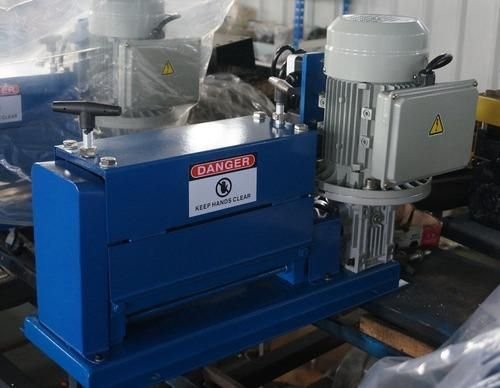 Wire Stripping Machine 02