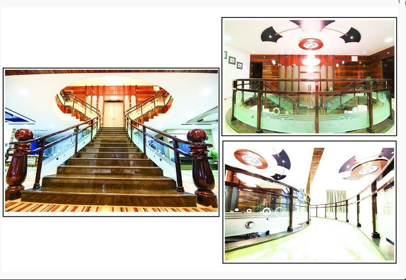 Glass Staircase Railing 01