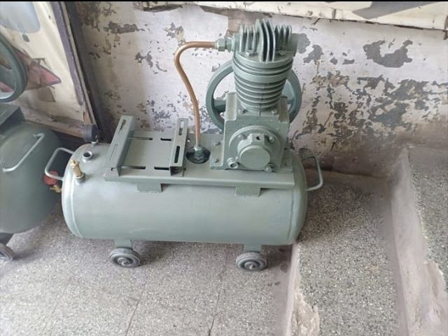 Air Compressor Machine 02