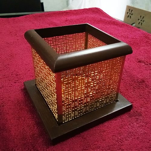 Metal Tealight Candle Holder 1