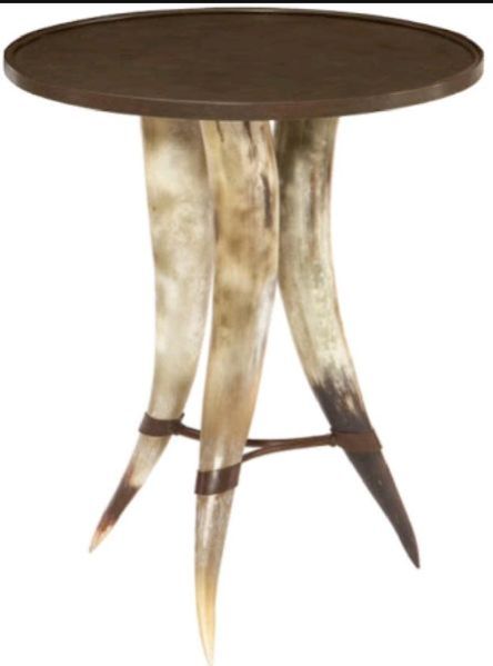 Horn Table 01