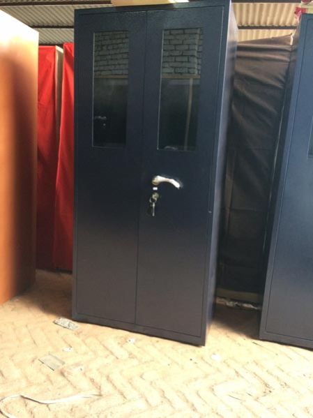 Glass Door Almirah 03