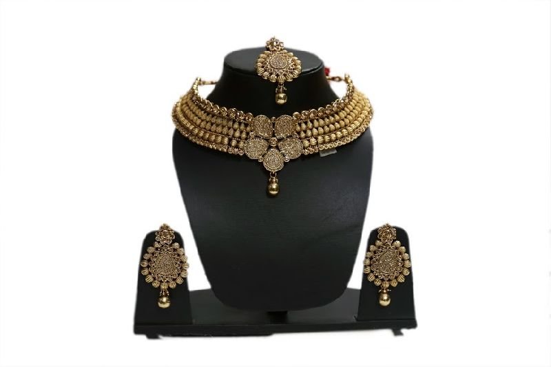 Designer Gold Floral Necklace Set