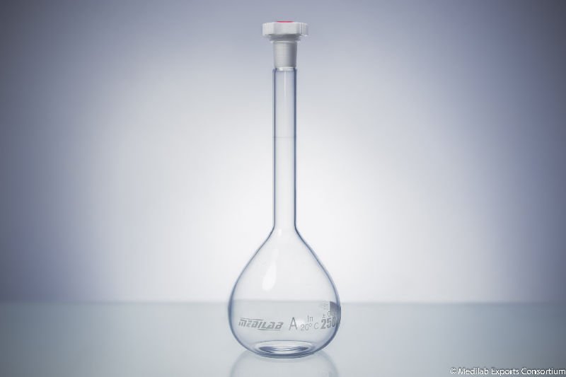 Volumetric Flask- With PP Stopper