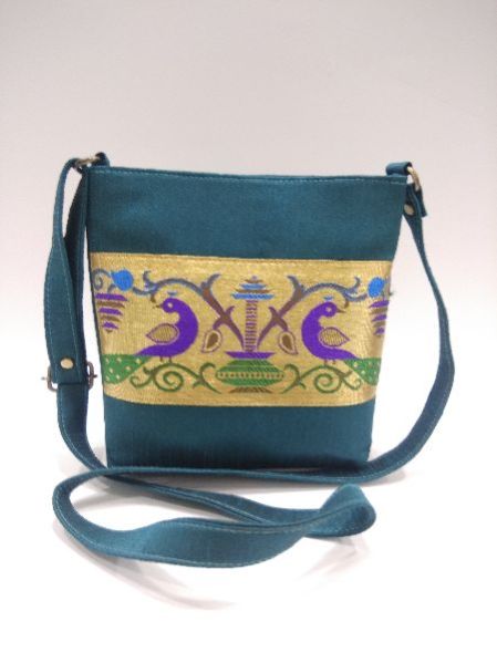 Semi Paithani Sling Peacock Green