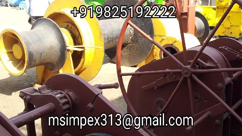 Hand Operated Winch 02