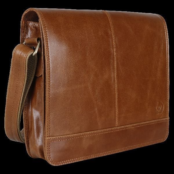PR 051 Leather Messenger Bags 01