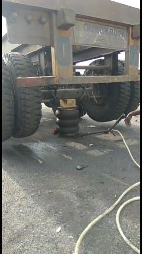 Liftup Truck Jack 03