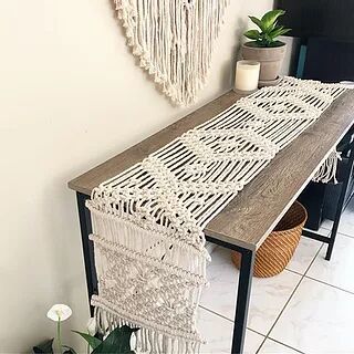 HLY-TR8 Macrame Table Runner
