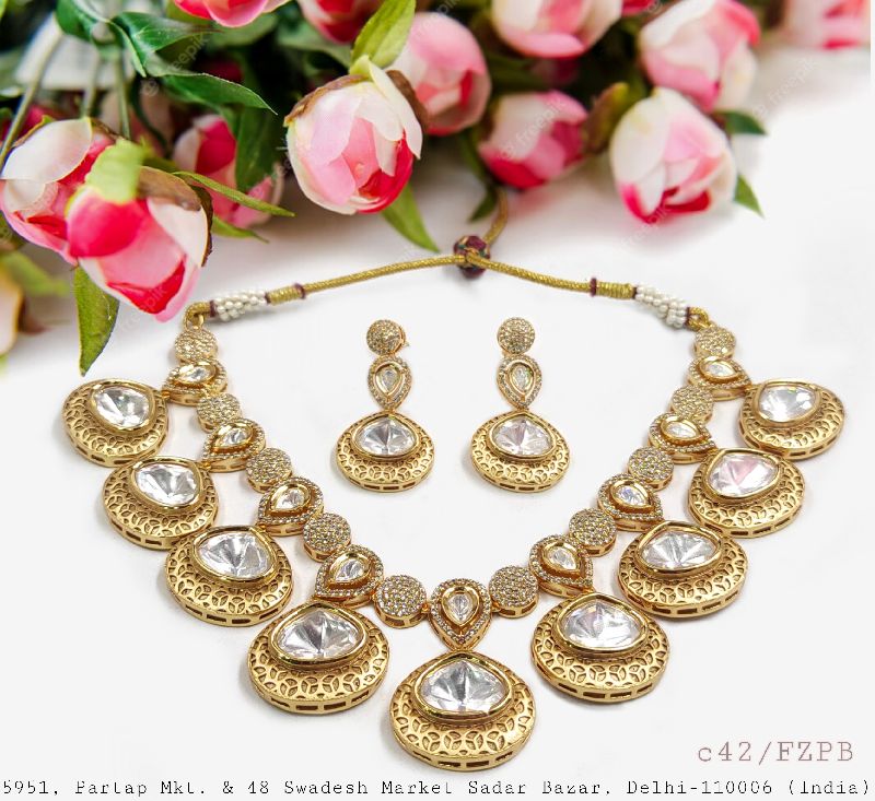 Kundan Necklace Set