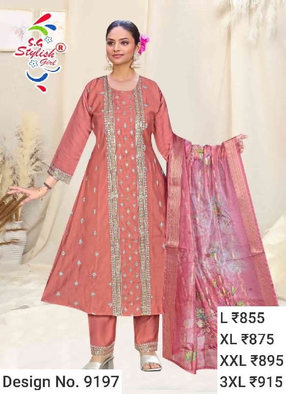 Des. No. 9197 Ladies Pink Pant Suit