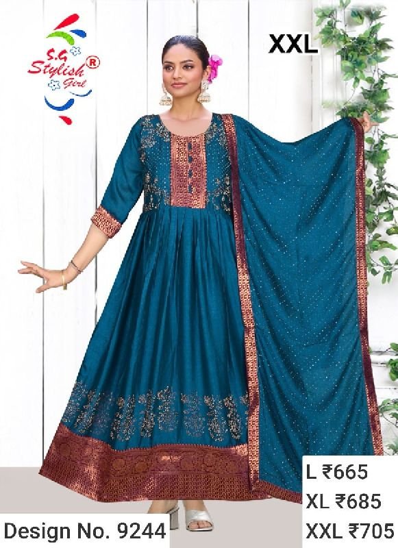 Des. No. 9244 Ladies Stylish Gown