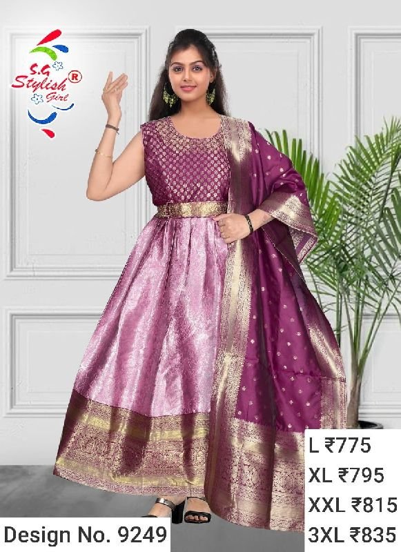 Des. No. 9249 Ladies Stylish Gown