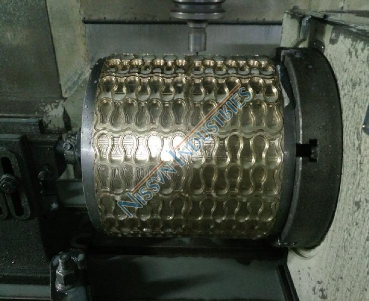 Fryums Cutting Rolls 02