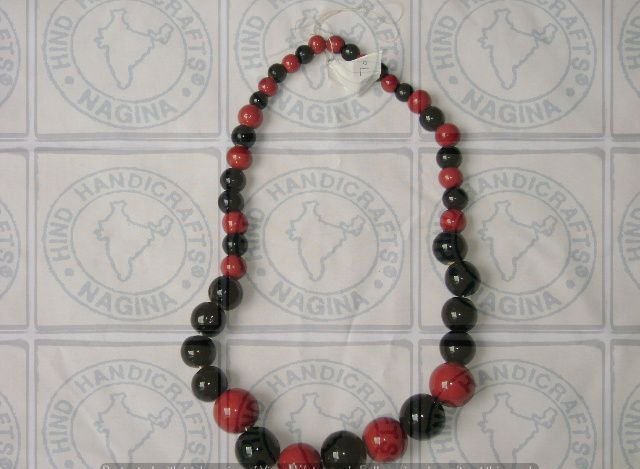 HHC225 Wooden Necklace