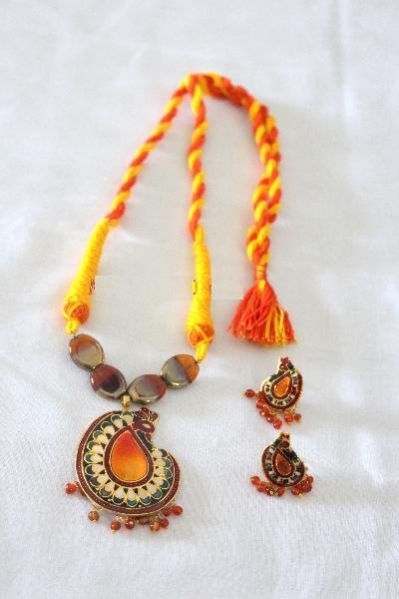 Meenakari Pendant Set 01