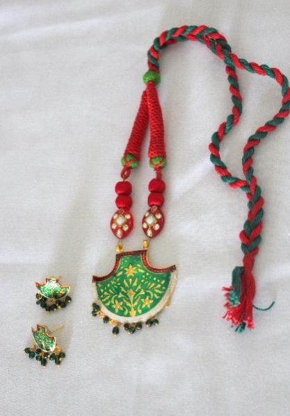 Meenakari Pendant Set 04