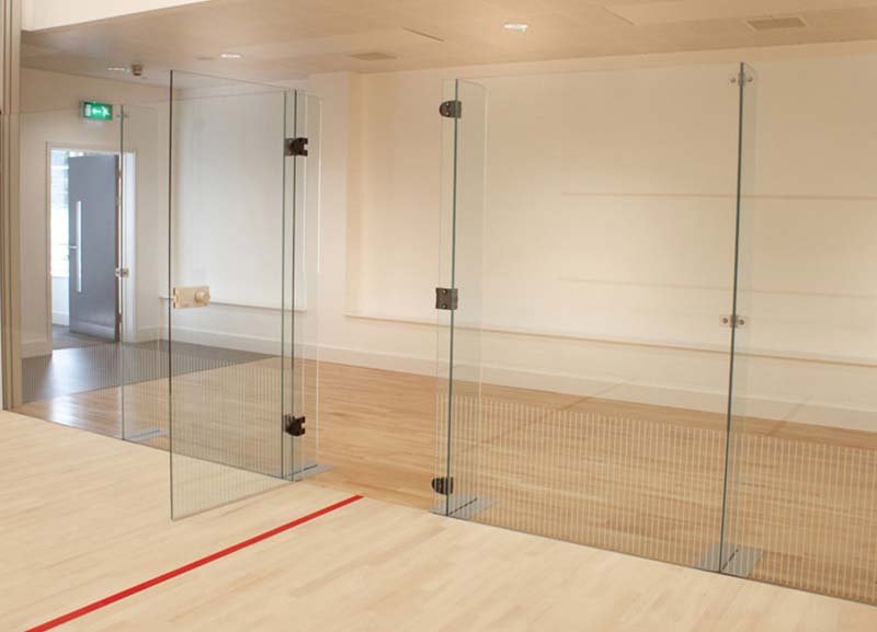 Back Wall Glass System 03