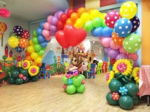 Balloon Entrance Gate Decoration Services 13
