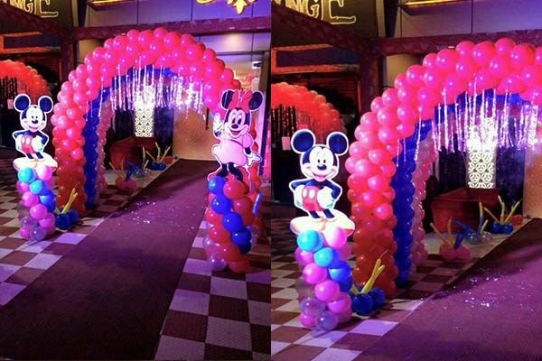 Balloon Entrance Gate Decoration Services 14