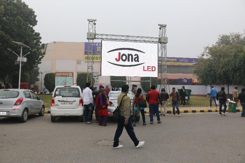 P8 Rental Outdoor 05