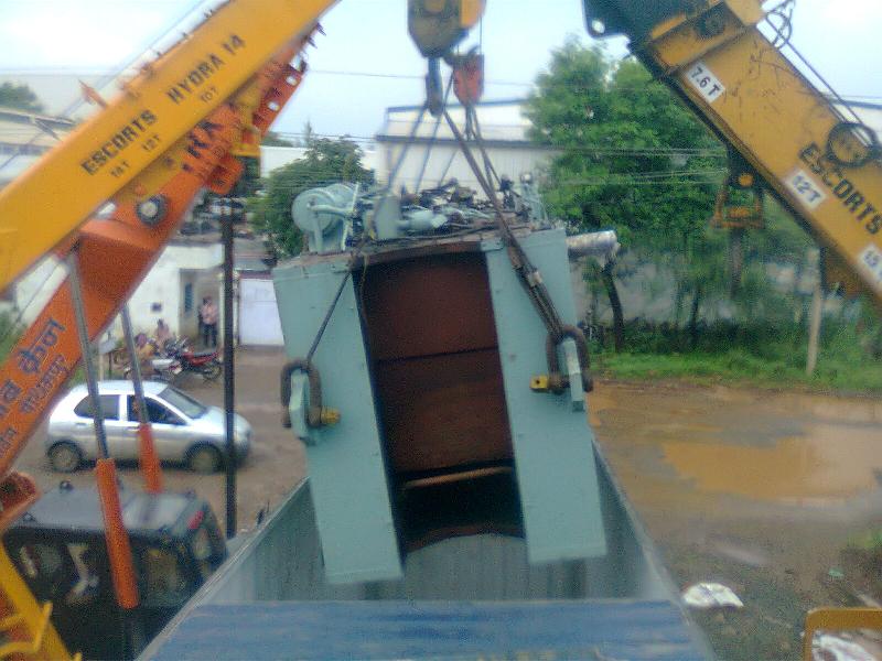 Loading Crane Rental 05
