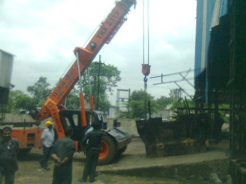 Machine Erection Services 11