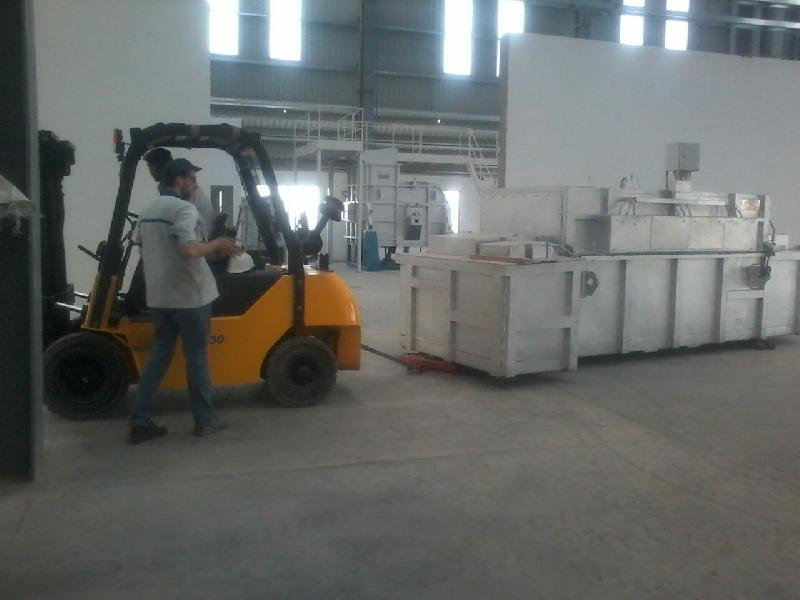 Machine Shifting Services 08