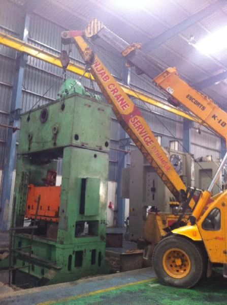 Machine Shifting Services 10