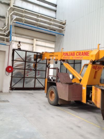 Shifting Crane Rental 09