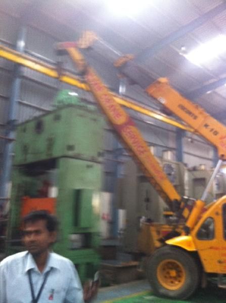 Unloading Crane Rental 15