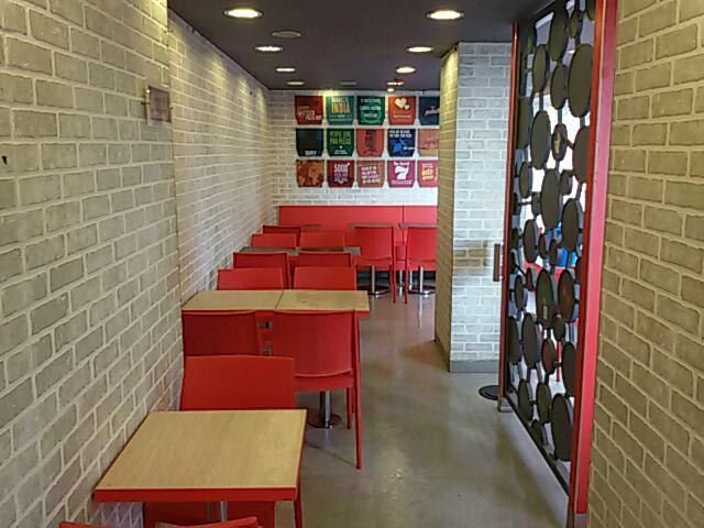 Retail Store Interior Designing 01