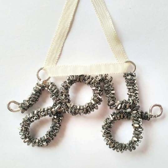 Word Wall Hanging 01