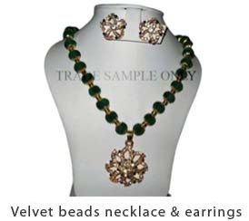 Velvet Beads Necklace Set