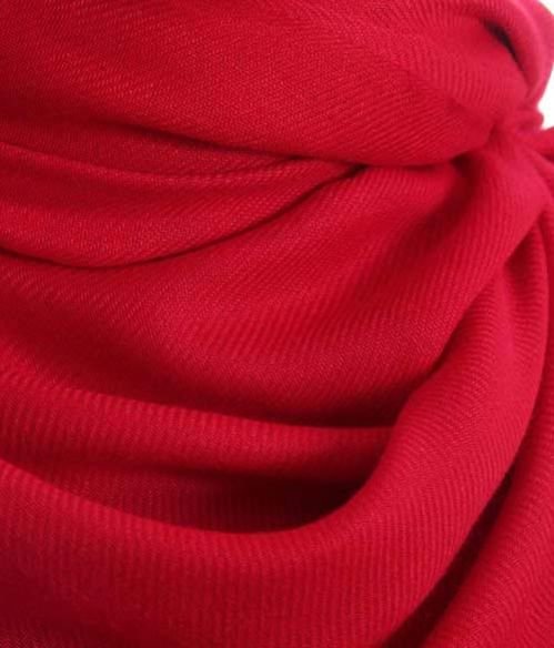 Red Shawls RDYUPEG