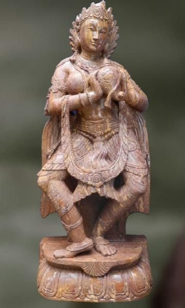Handicraft Statue 06