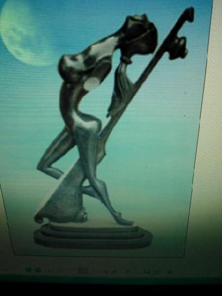 Handicraft Statue 09