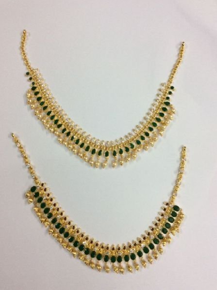 Gold Necklaces 02